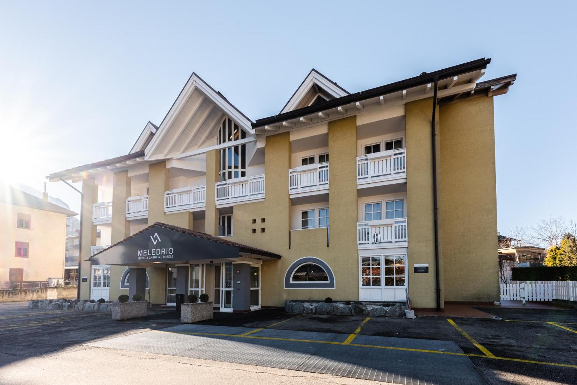 Hotel Garni Meledrio Dimaro Exterior photo