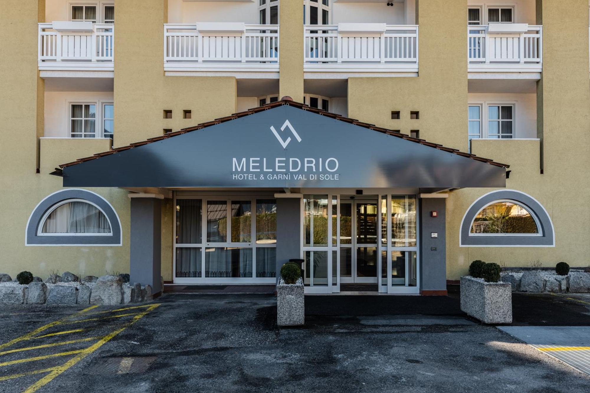 Hotel Garni Meledrio Dimaro Exterior photo